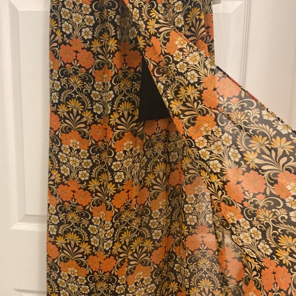 Multi color skirt size small - Picture 2 of 3